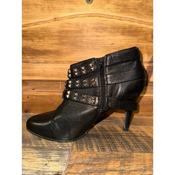 Report Electra Black Buckle Ankle Boots Heels Motorcycle Biker Goth Emo Size 9.5 - Picture 4 of 13